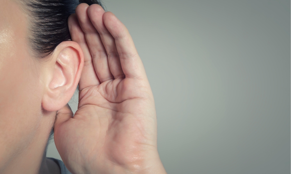 Szumy uszne - przyczyny i leczenie